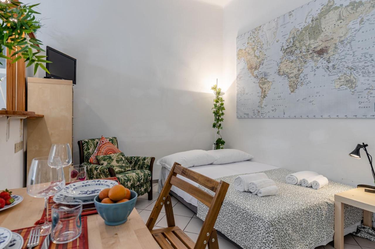 Tuttomondo Central Flat With Private Courtyard 比萨 外观 照片