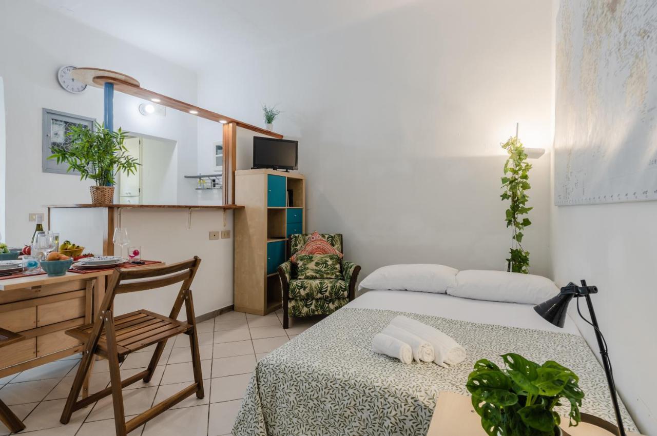 Tuttomondo Central Flat With Private Courtyard 比萨 外观 照片