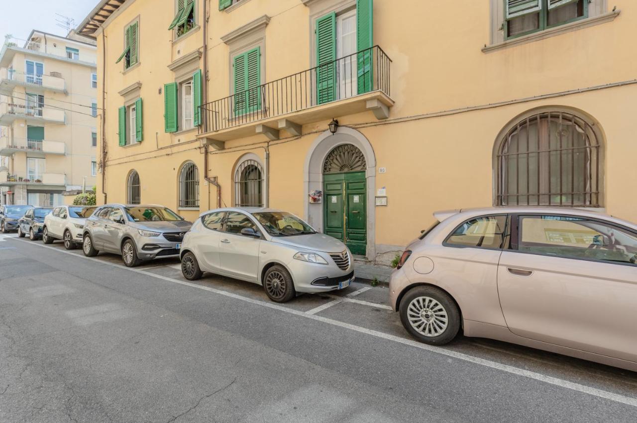 Tuttomondo Central Flat With Private Courtyard 比萨 外观 照片